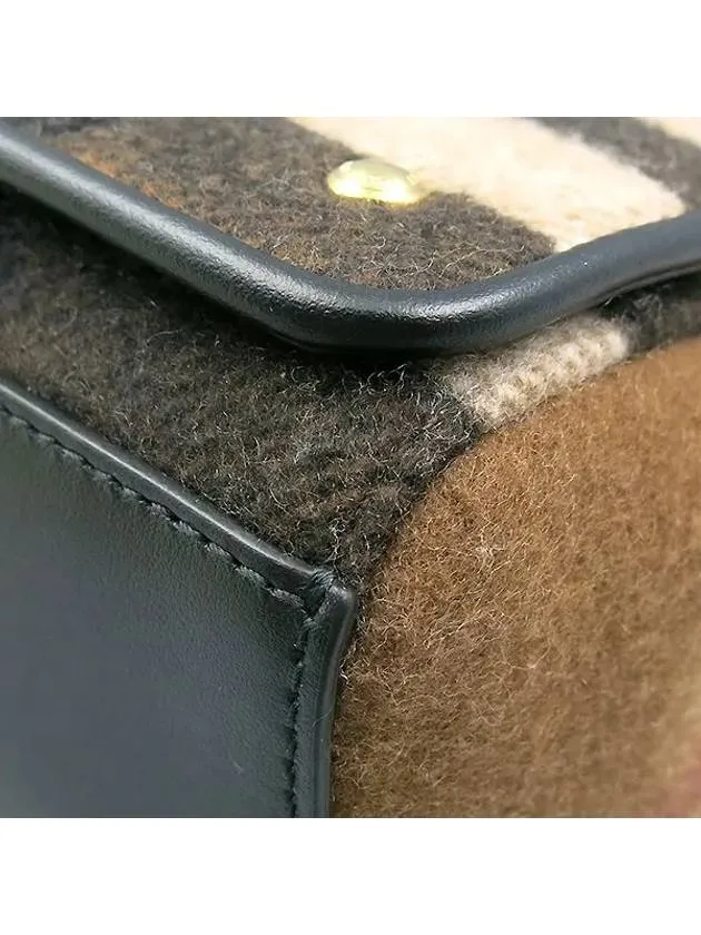 8047076 Crossbody bag