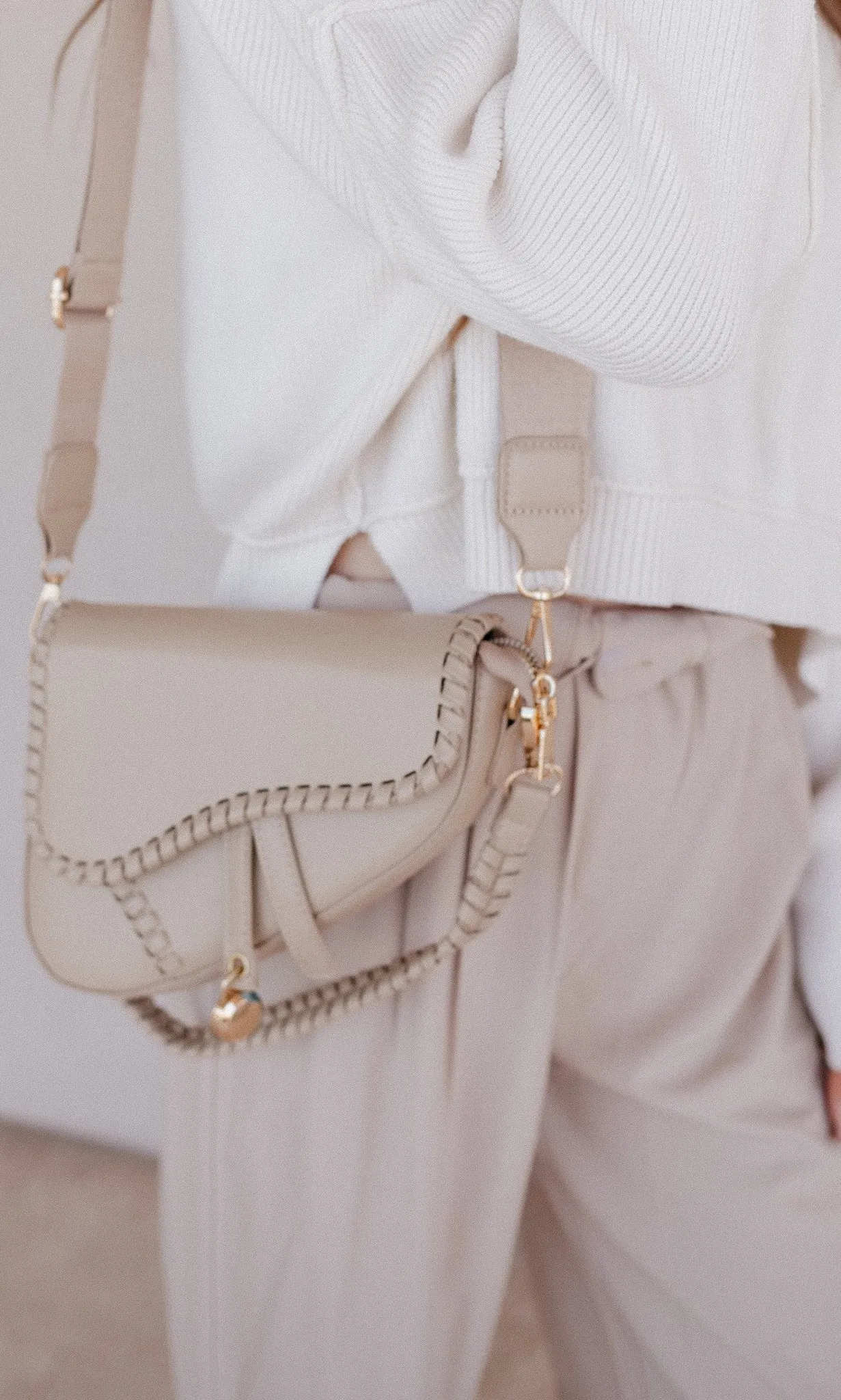 Adeline Saddle Crossbody Hand Bag