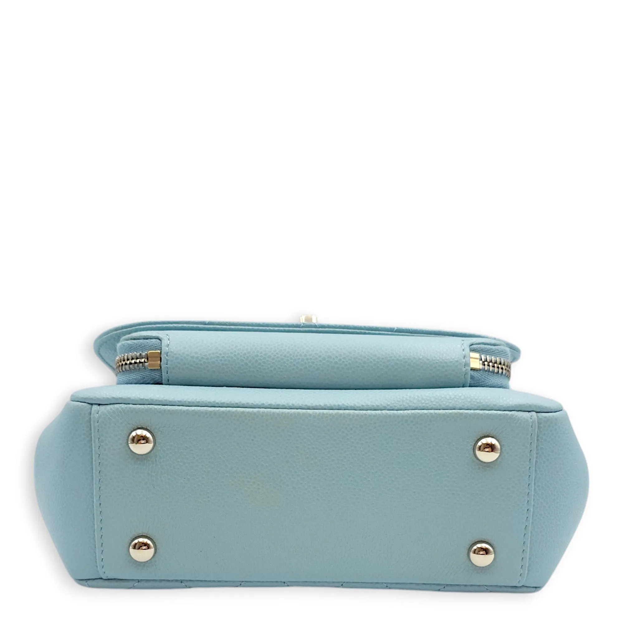 Business Affinity Medium Blue Crossbody Bag in Caviar Leather, Gold hardware