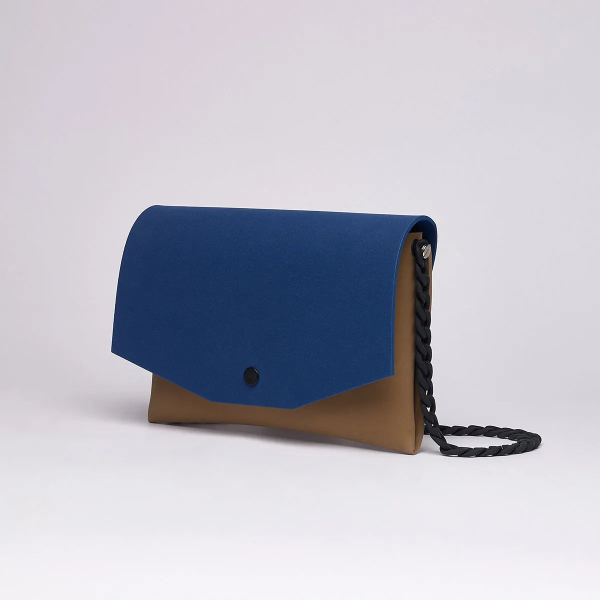 Clutch | Blue/Tan