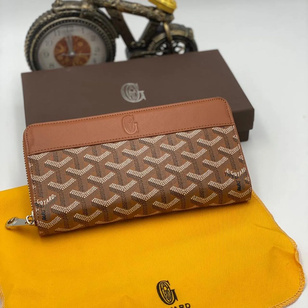 Designer Wallets - GYD - 6349