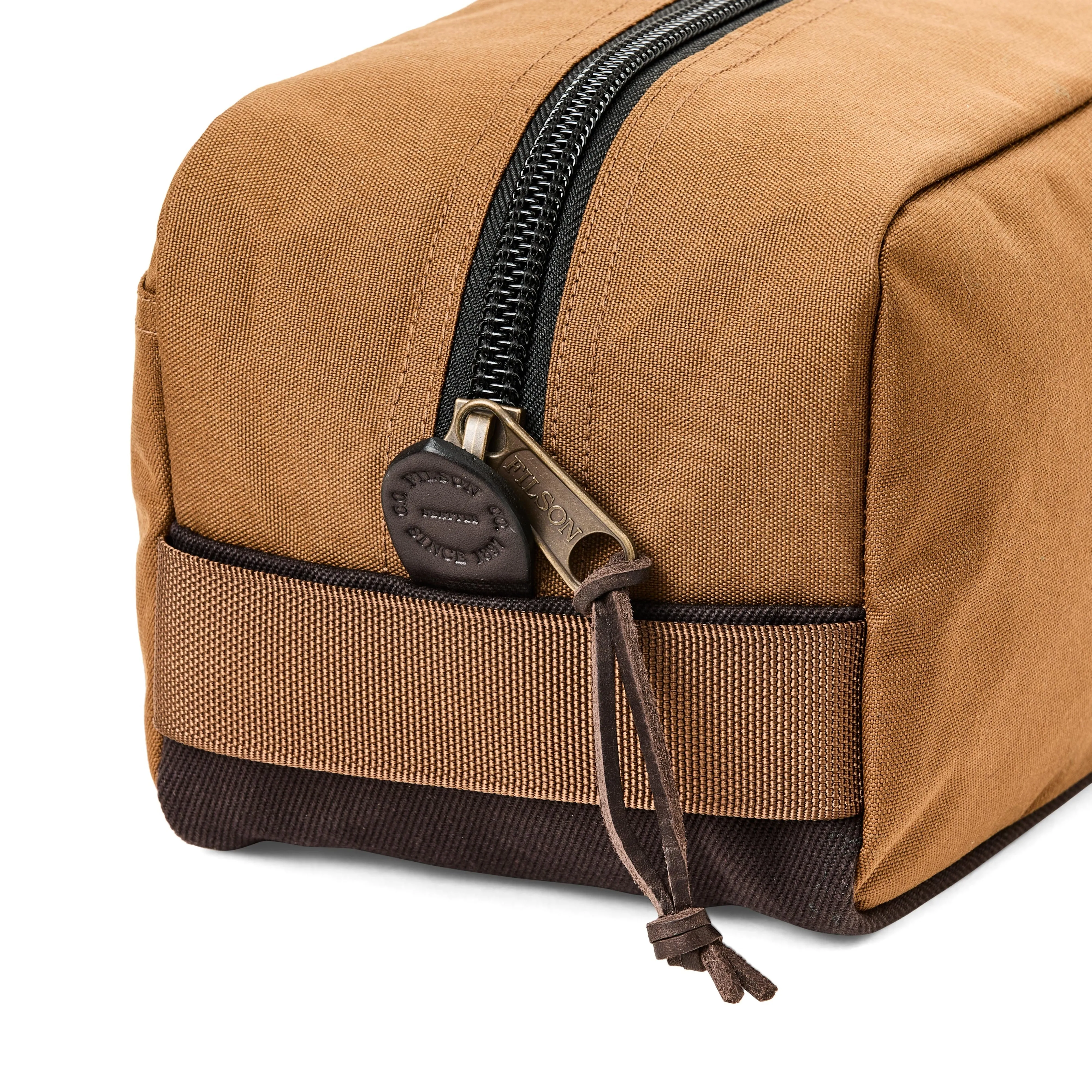 Filson Travel Pack in Whiskey