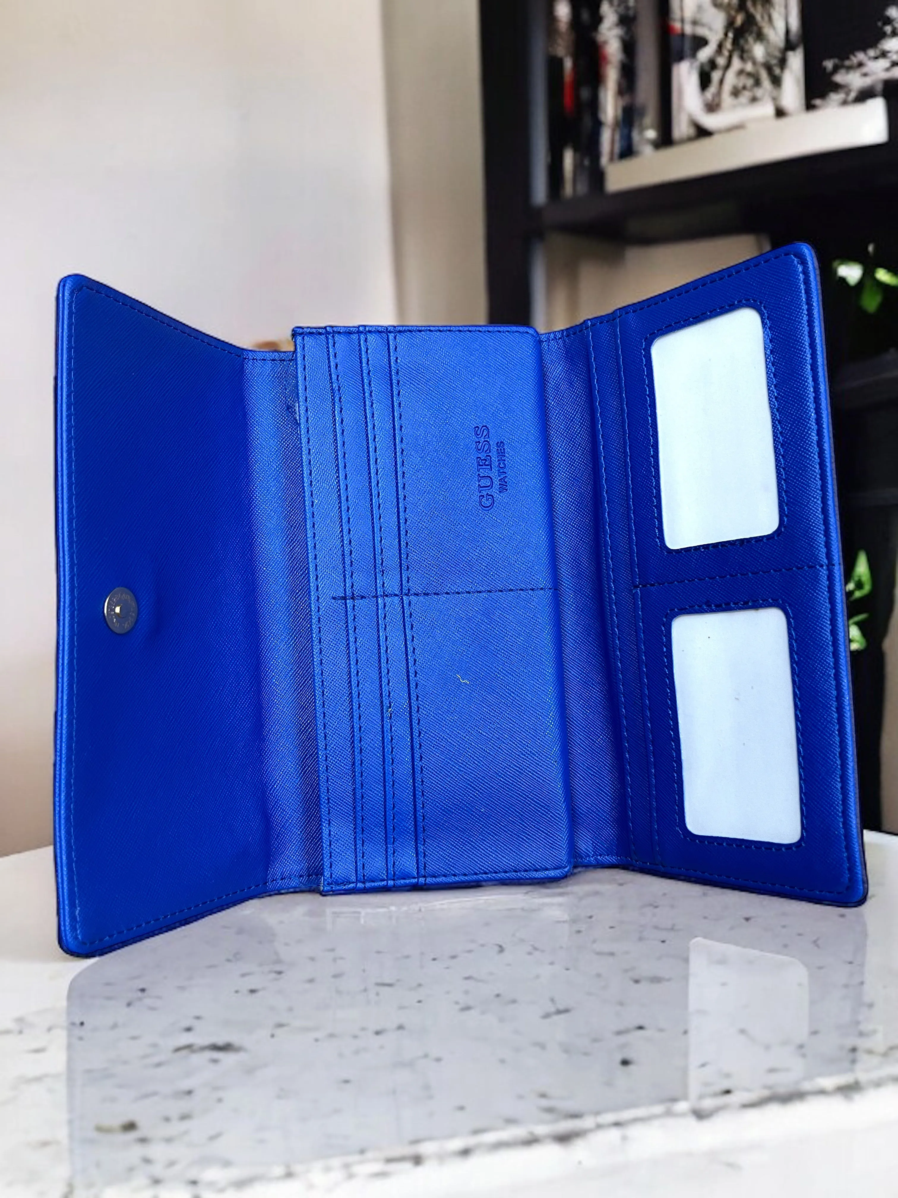 Guess Multi Compartments Designer Wallets