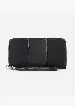 OUGHTON™ Paddock Wristlet Wallet in Classic Canvas