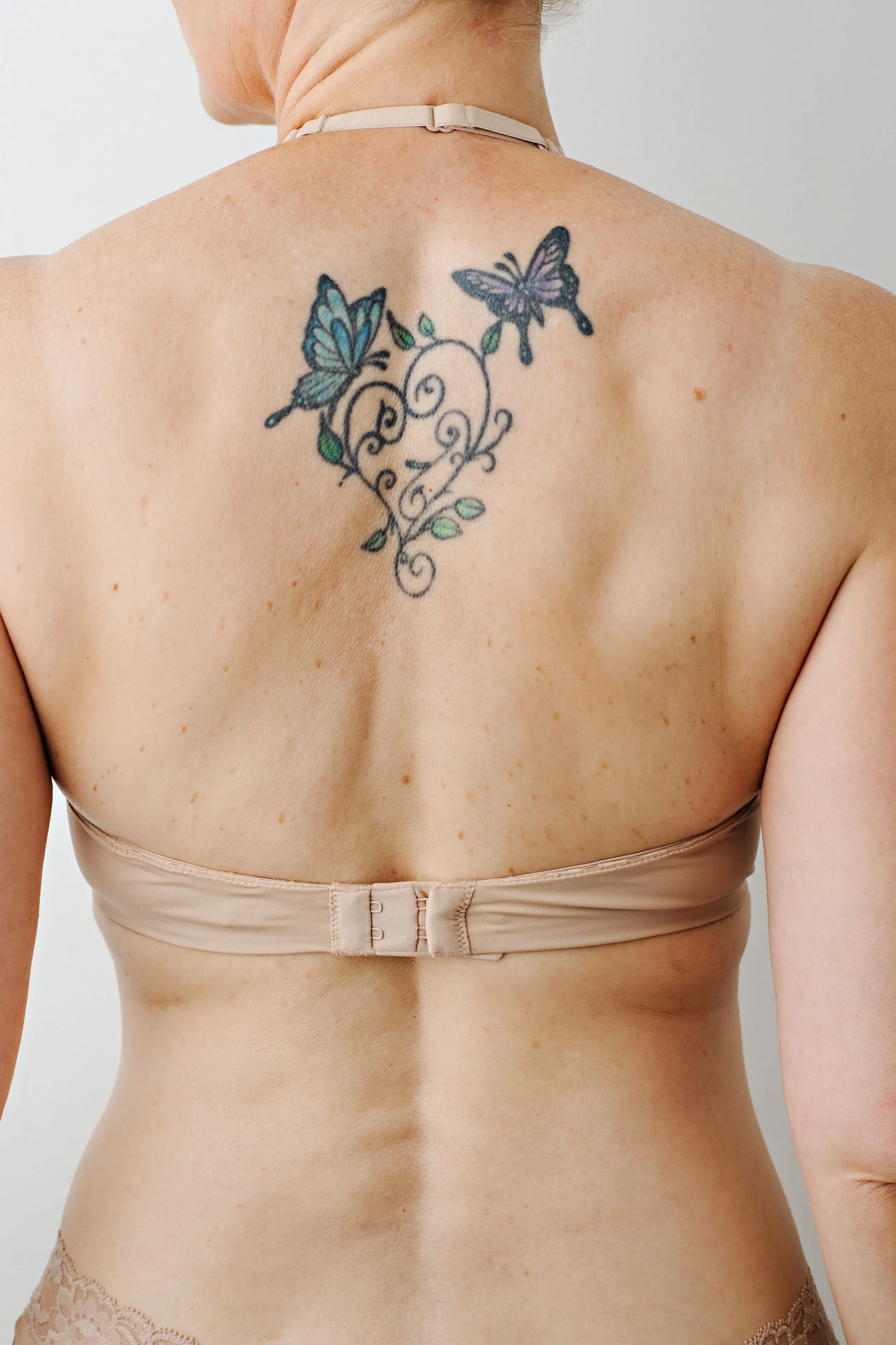 Peyton Light Push-Up Plunge Convertible Bra in Buff with Buff Lace