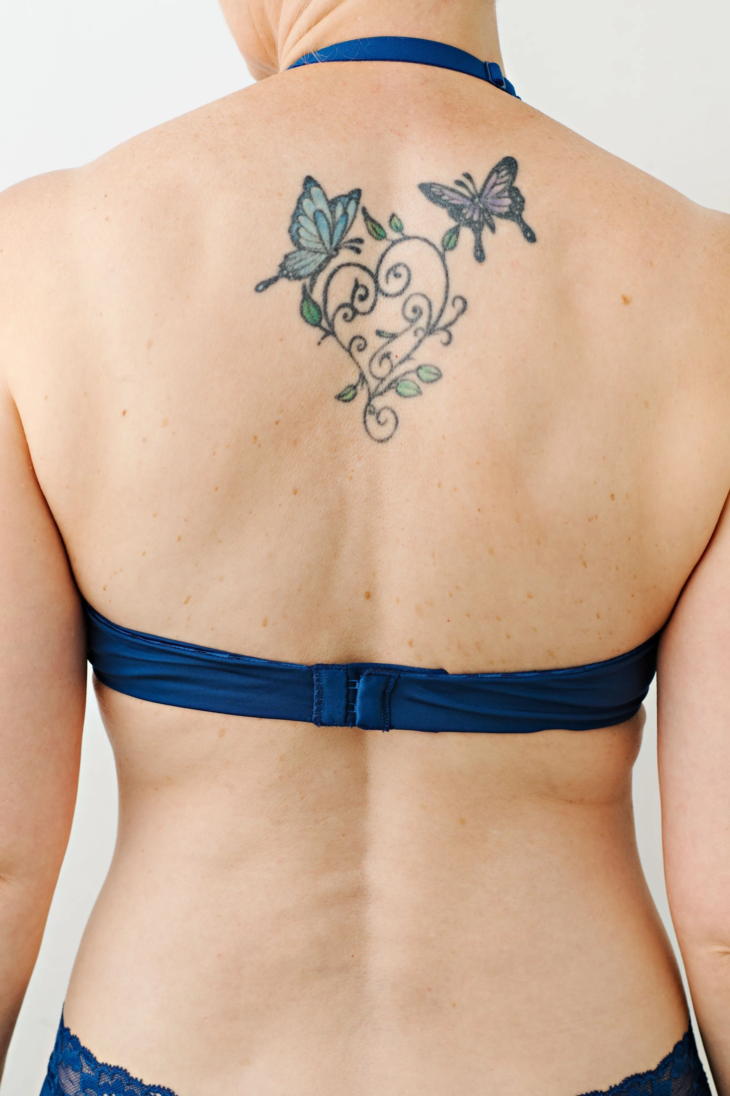 Peyton Light Push-Up Plunge Convertible Bra in Buff with Buff Lace