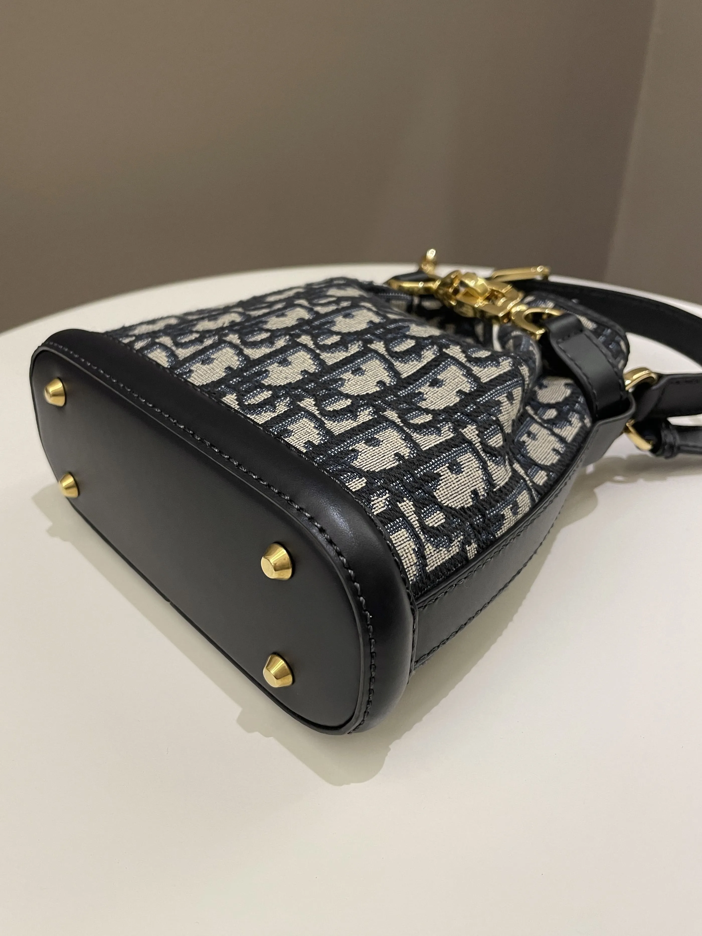 Trendy Inspired Dior C’est Bucket Bag Blue Dior Oblique