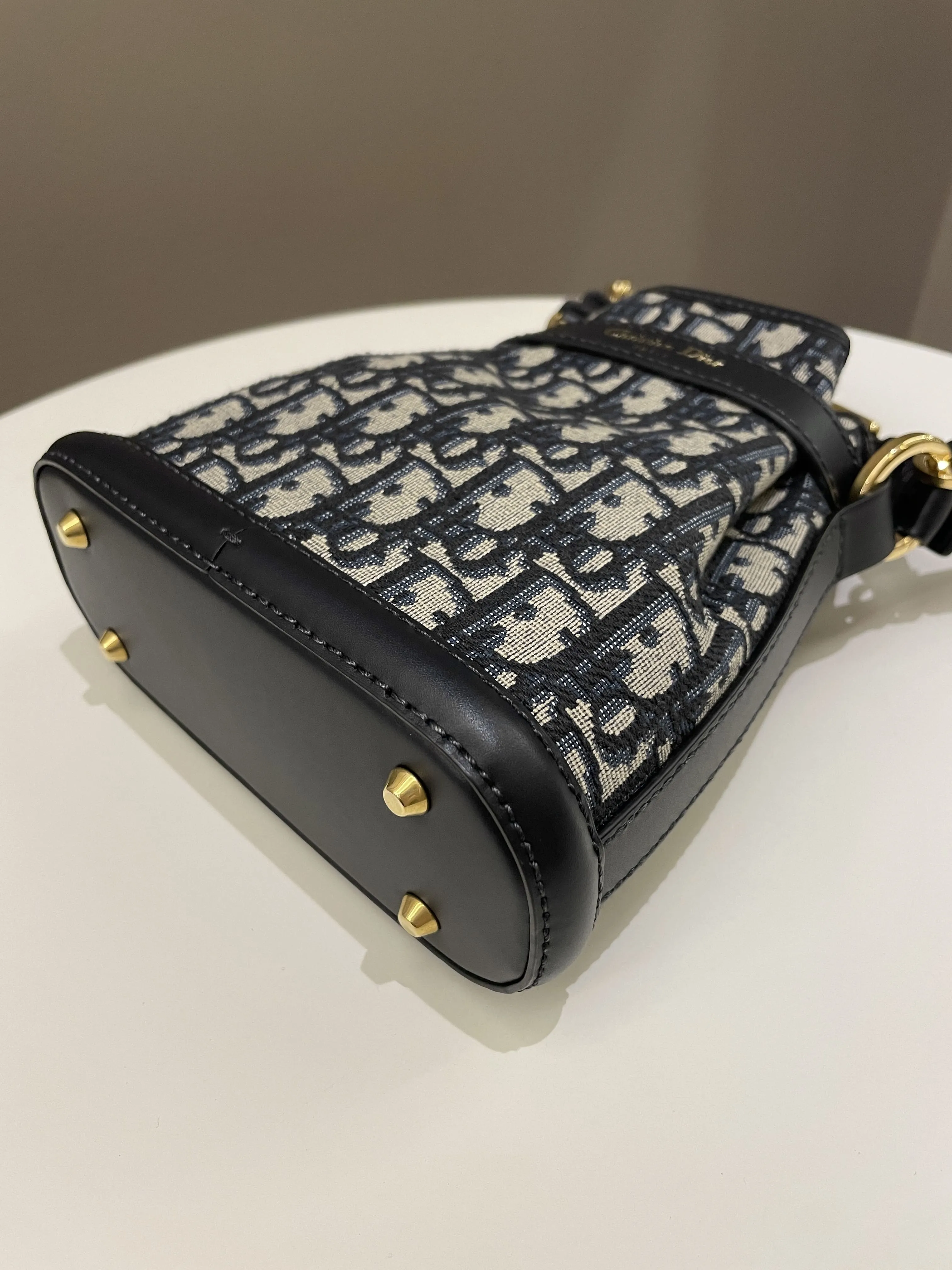 Trendy Inspired Dior C’est Bucket Bag Blue Dior Oblique