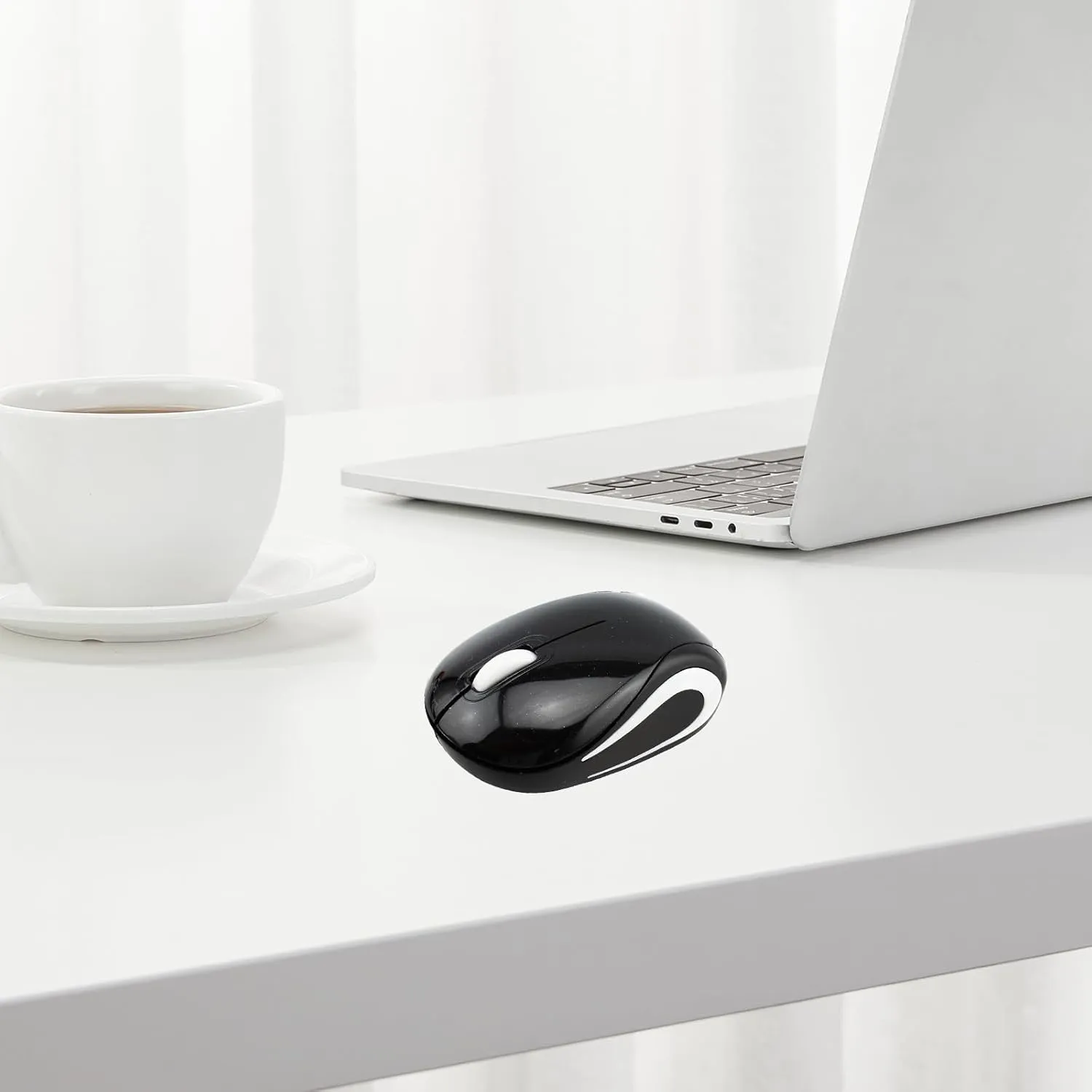 YOCUNKER Wireless Mini Mouse Ultra Portable, 1000DPI Computer Mouse Cordless, 2.4 GHz with USB Receiver, Optical Tracking, 3-Buttons, PC/Laptop (Black)